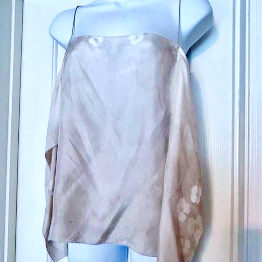 Elie Tahari for Bergdorf Goodman 100% Silk Printed Top Sz M